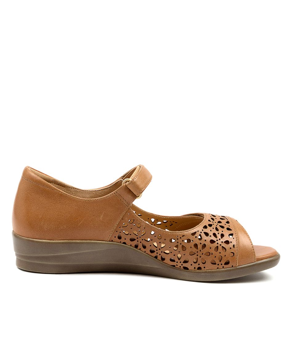 Brown Women Ziera Daffodil (Wide) Sandals | Z-245981